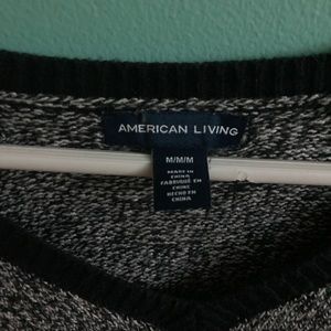 tight fit low neck sweater (perfect for fall/winter)